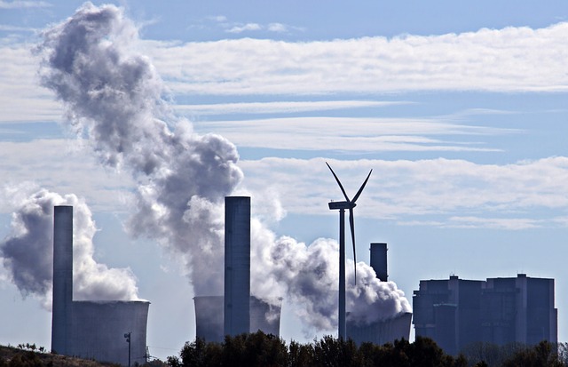 The Productivity Consequences of Pollution-Induced Migration in China（污染引发的迁移对中国生产率的影响）