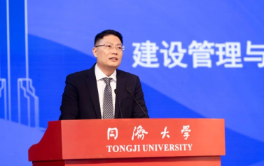 教师代表发言|唐代中:看得远,想得深,做得实 教师代表发言|唐代中:看得远,想得深,做得实