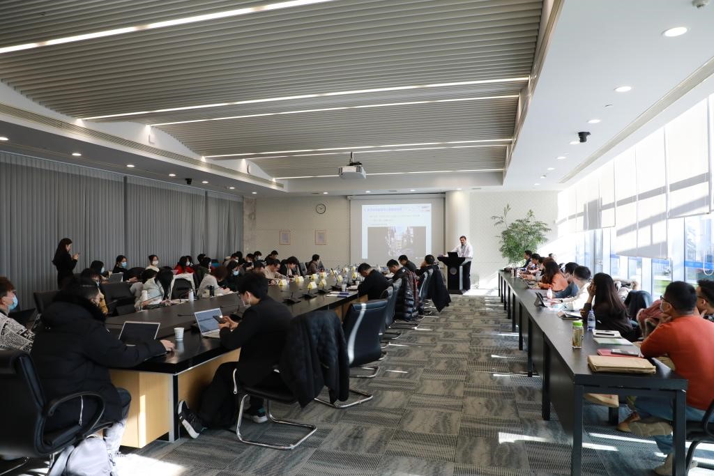 Tongji SEM Held the Quarterly Symposium of Shanghai Real Estate Economic Society